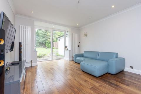 7 Essenden Road, South Croydon, CR2 0BW
