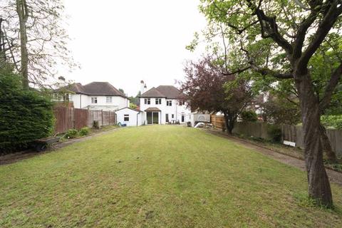 7 Essenden Road, South Croydon, CR2 0BW