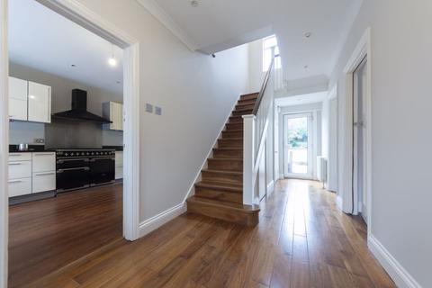 7 Essenden Road, South Croydon, CR2 0BW