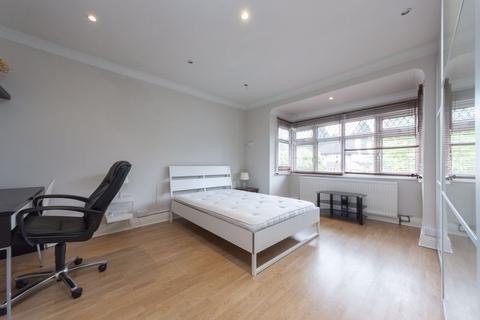7 Essenden Road, South Croydon, CR2 0BW