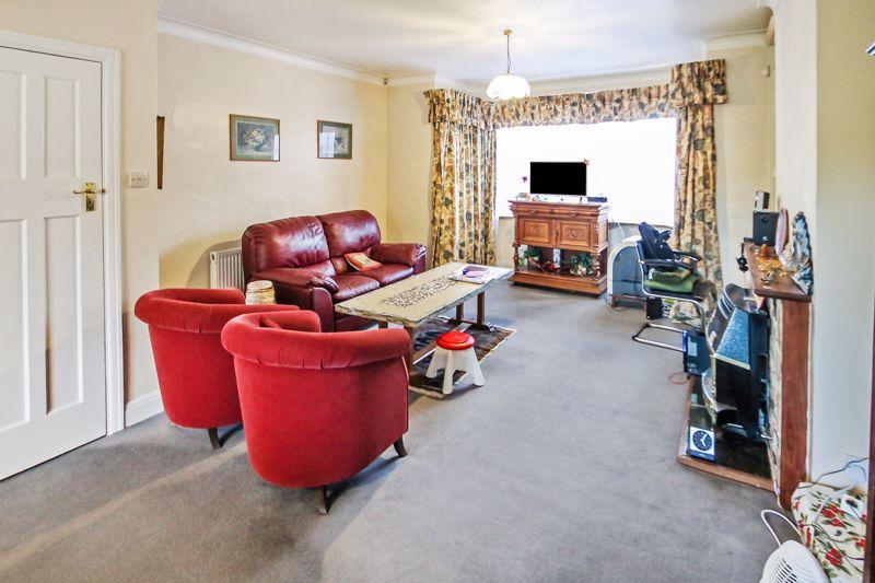 Deane Croft Road, Pinner 3 bed semidetached house £1,995 pcm (£460 pw)
