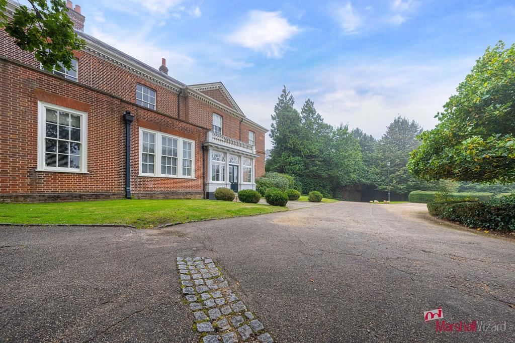 Russells House