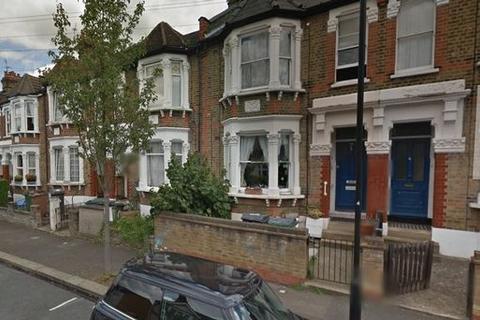 1 bedroom flat to rent, Ulverston Road, Walthamstow, London E17