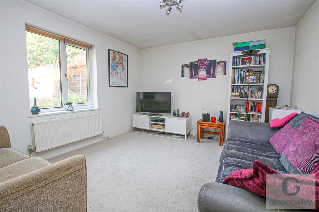 Fiddlewood Road, Norwich 2 bed house £200,000