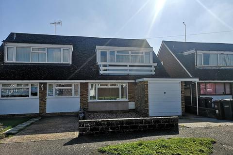 39 Manor Way, Polegate, BN26 5AS