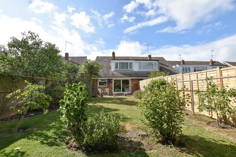 39 Manor Way, Polegate, BN26 5AS