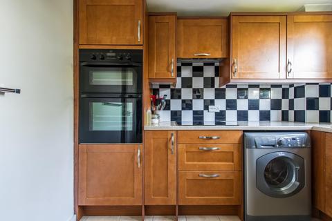 Flat 105b, West View Court Mounts Road, Greenhithe, DA9 9ND