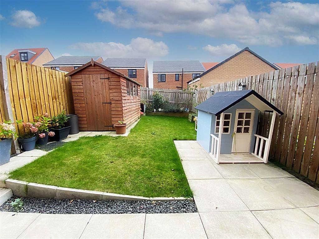 Garden &amp; Parking