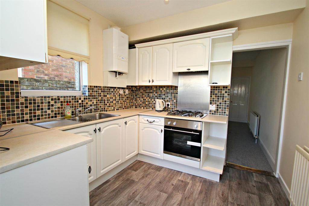 Dover Road, Portsmouth 3 bed house £1,100 pcm (£254 pw)