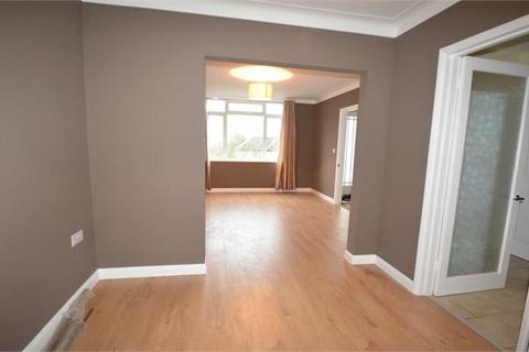 3 bedroom semi-detached house to rent, The Reddings, Mill Hill, NW7