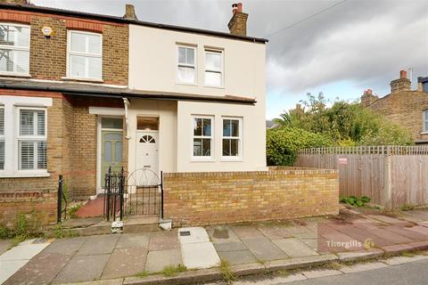 43 Newton Road, Isleworth, TW7 6QD