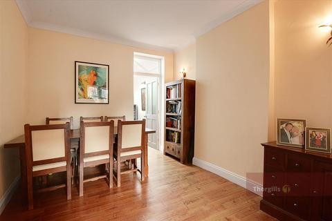 43 Newton Road, Isleworth, TW7 6QD