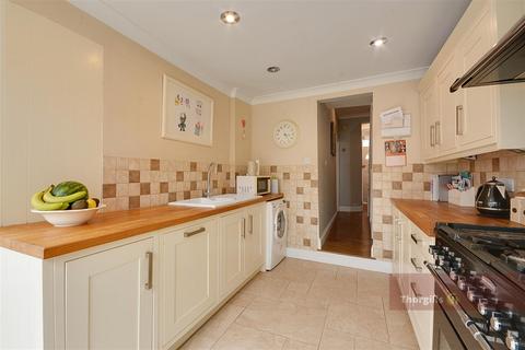 43 Newton Road, Isleworth, TW7 6QD