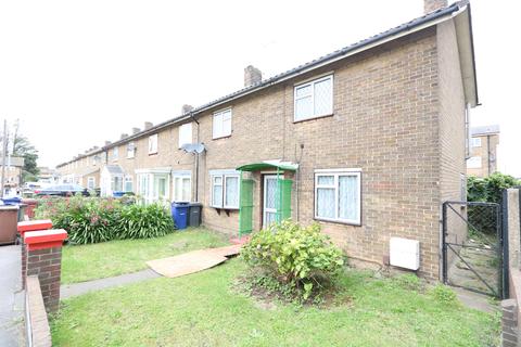 31 Canberra Square, Tilbury, RM18 7PH