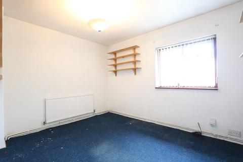 31 Canberra Square, Tilbury, RM18 7PH