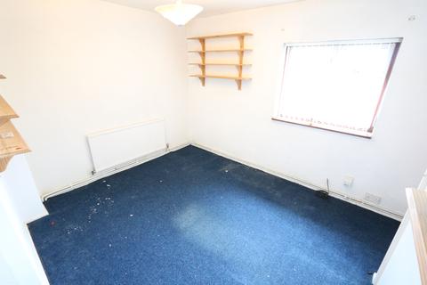 31 Canberra Square, Tilbury, RM18 7PH