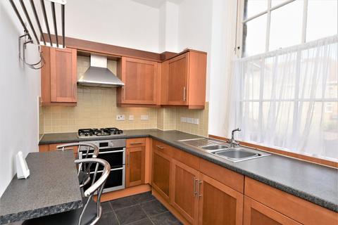 3 Horseshoe Crescent, Shoeburyness, Southend-on-sea, SS3 9WL