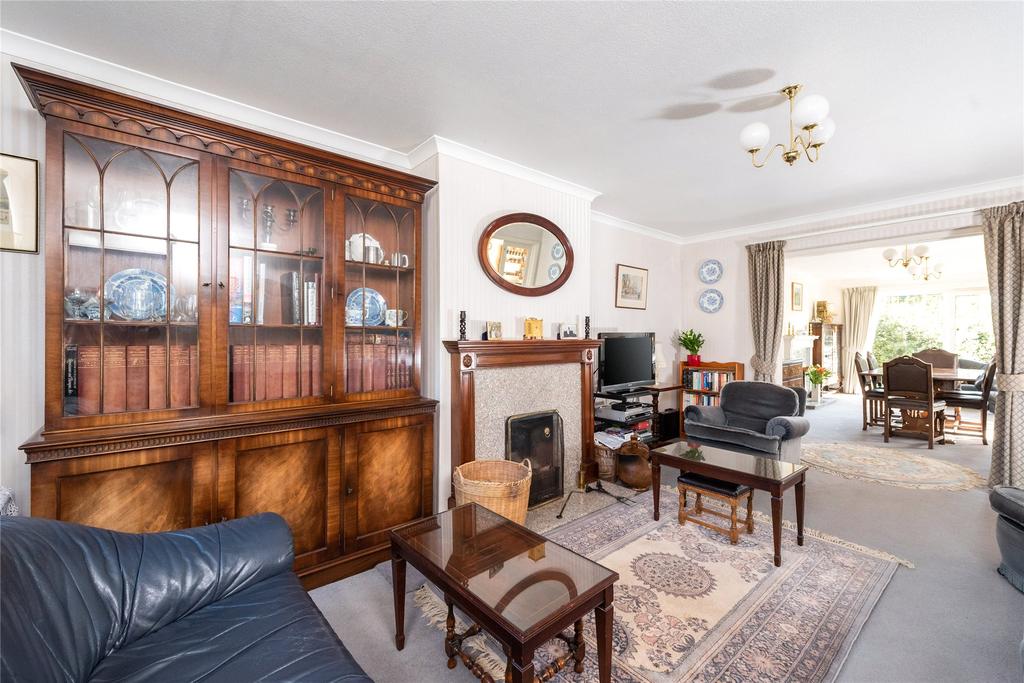 Sitting/Dining Room