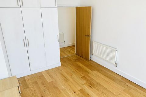 undefined, 2 Bed Flat - Stamford Road, N1