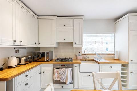 3 bedroom flat to rent, Cranbury Road, Fulham, London, SW6