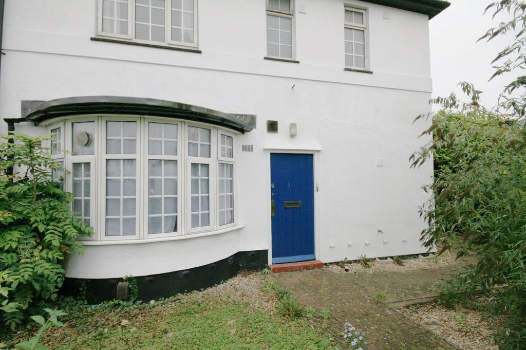 Photograph 1