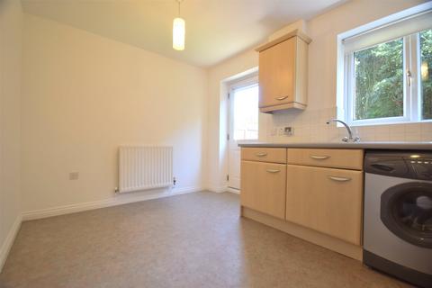 2 bedroom semi-detached house to rent, The Covers, Swalwell, Newcastle Upon Tyne, NE16