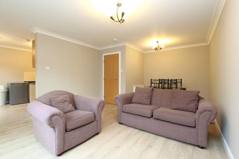 2 bedroom flat to rent, Easter Road, Leith, Edinburgh, EH7