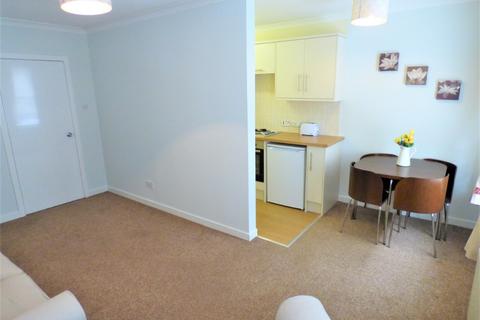 1 bedroom flat to rent, Nicolson Street, Newington, Edinburgh, EH8