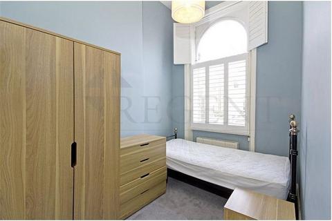 2 bedroom apartment to rent, Brondesbury Villas, Kilburn, NW6
