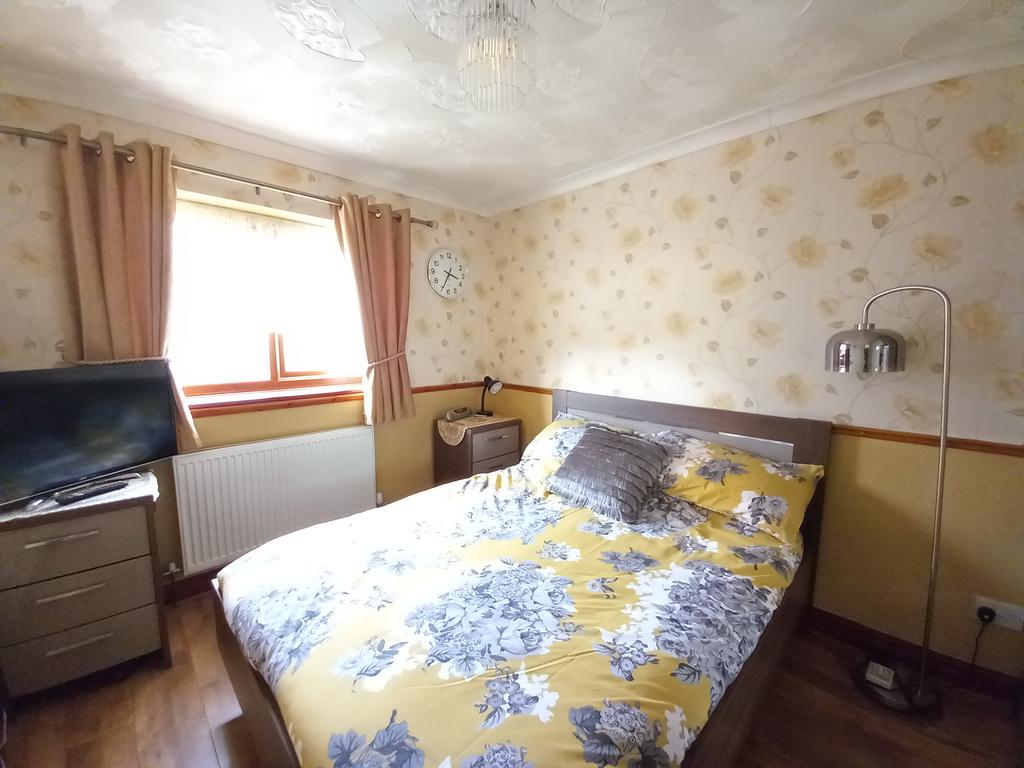 Bed 1