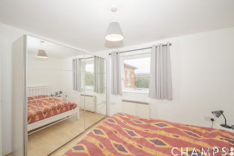 80 Albatross Close, London, E6 5NX