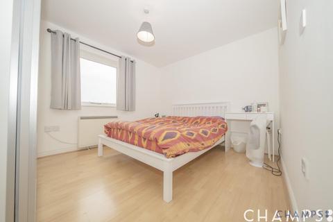 80 Albatross Close, London, E6 5NX