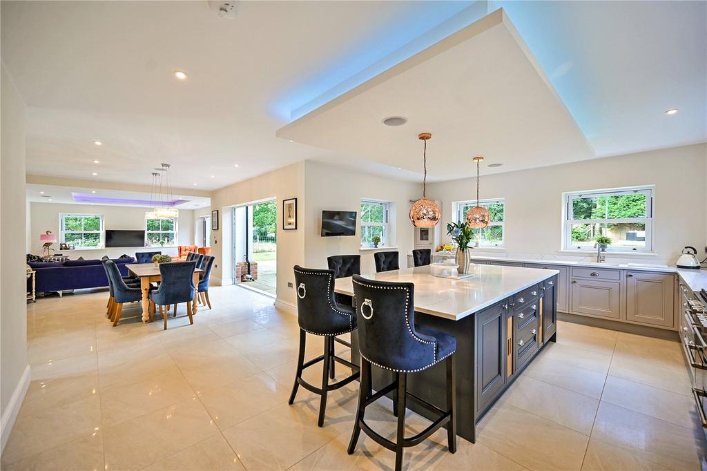 Kitchen/Family Room