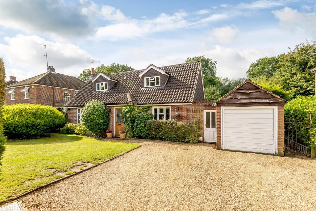 Woodend Drive, Ascot, Berkshire 4 bed detached house £1,000,000