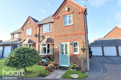 2 Fovant Close, Peatmoor, Swindon, SN5 5DW