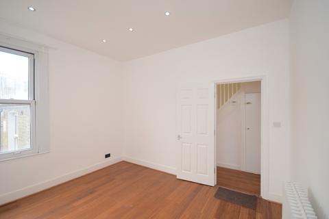 36a Woolwich Road, London, SE10 0JU
