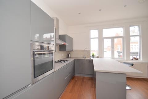 36a Woolwich Road, London, SE10 0JU