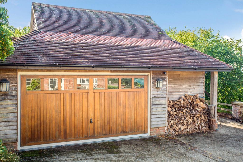 Garage Block