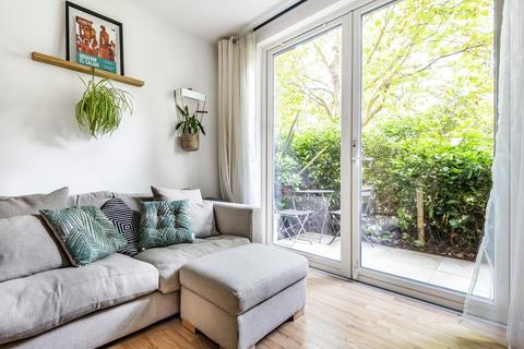 4 Sail Street, London, SE11 6NQ