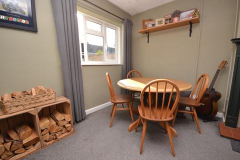 38 Horefield, Porton, Salisbury, SP4 0LE