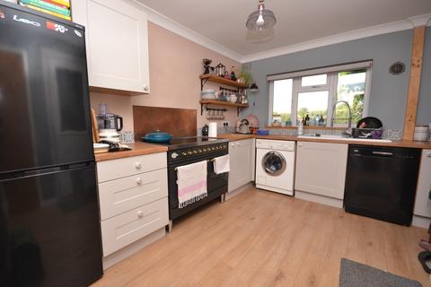 38 Horefield, Porton, Salisbury, SP4 0LE