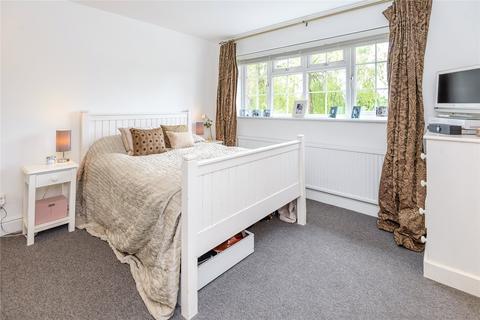 14 Bosman Drive, Windlesham, GU20 6JW