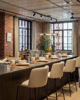 2 bedroom flat for sale, 8 Harbord Square, Canary Wharf, London, E14 9TH