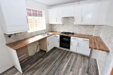 3 bedroom house to rent, Milton Close, Ellesmere Port, CH65