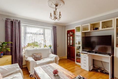 109 Birchway, Hayes, UB3 3PD