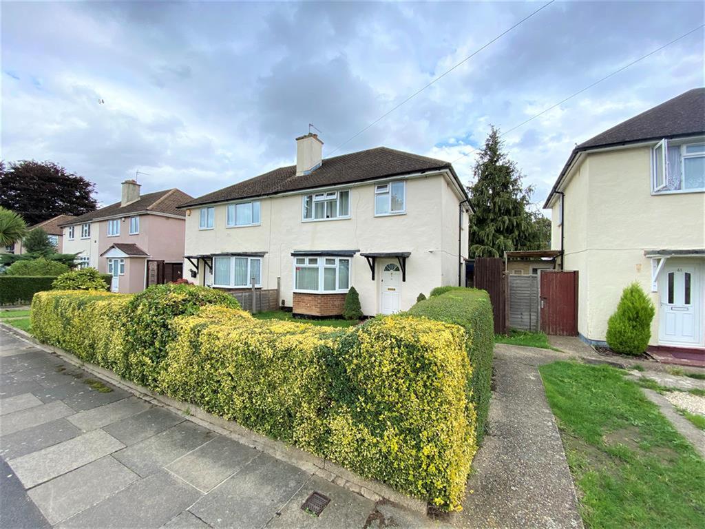 Skipton Drive, Hayes, Middlesex, UB3 1PN 3 bed semidetached house £430,000