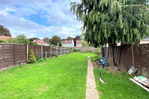 39 Skipton Drive, Hayes, UB3 1PN