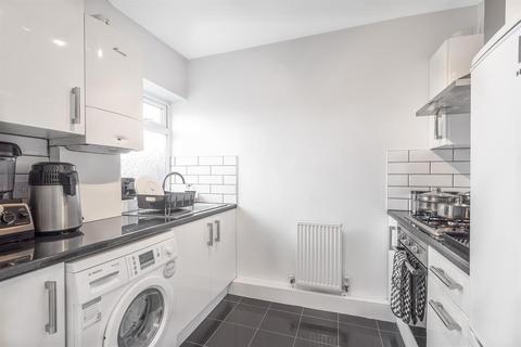 55 Lime Grove, Hayes, UB3 1JL