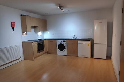 1 bedroom apartment to rent, Grovehill Road, Redhill