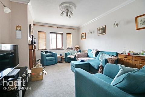 105 Mayfield Road, Dagenham, RM8 1XJ